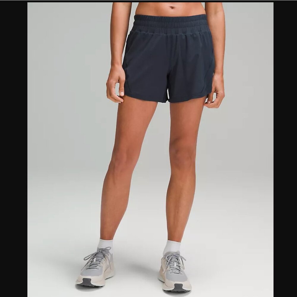 Track That Mid-Rise Lined Short 5" in Color True Navy Size 6